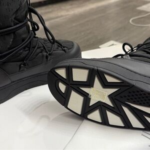 Jimmy Choo Wanaka JXR snow boots size 11 (41)